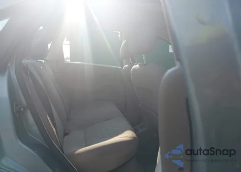 2005 Ford Focus Zx4 z USA, uszkodzony, nr VIN 1FAFP34N95W258850